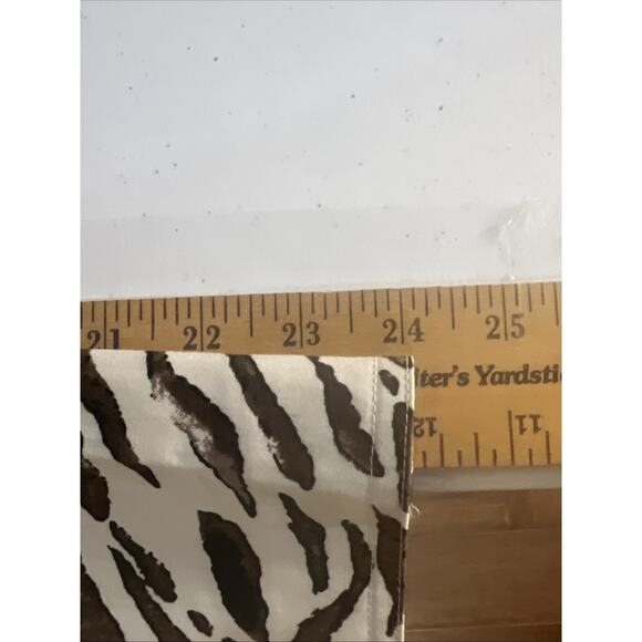 Chico's 2 chicos large Paw Animal Print Ruffle Trim Stretch Chino Jacket - Picture 9 of 13